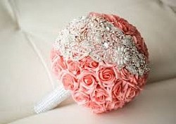 ARTIFICIAL FLOWER BOUQUET.